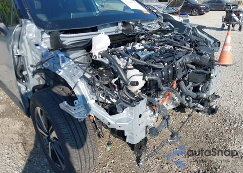 2024 Toyota Corolla Cross Hybrid Xse из США, поврежденный, VIN 7MUFBABG6RV061244